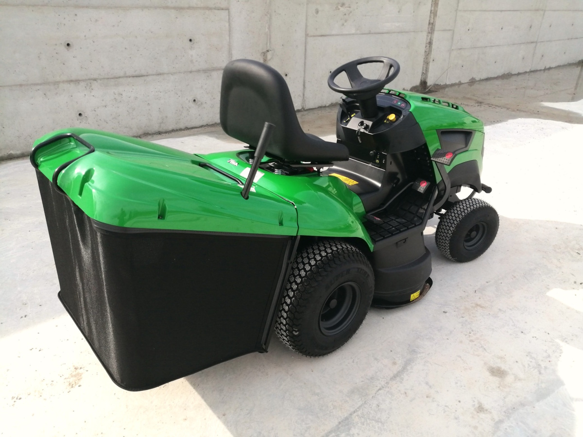 STIGA Benzin-Rasentraktor TCS 102 Hydro (ST 600) – Bild 2