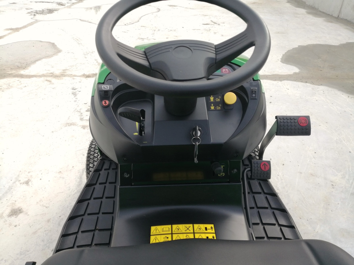 STIGA Benzin-Rasentraktor TCS 102 Hydro (ST 600) – Bild 5