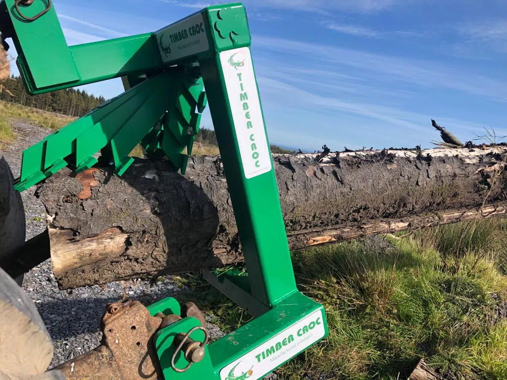 Timber Croc Holzhalter / Stammhalter XHD für Traktoren mit 3-Punkt Aufnahme (KAT II) – Bild 5